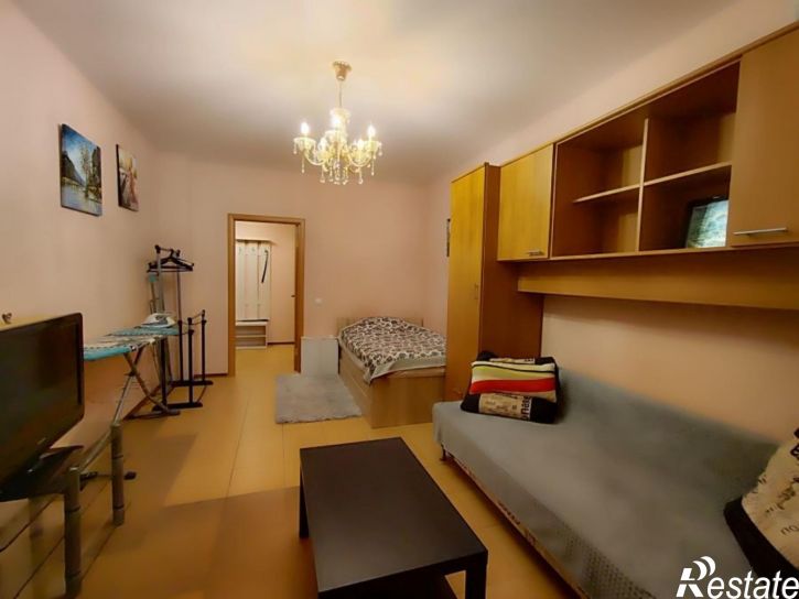 1-комн квартира Иващенко улица, 5