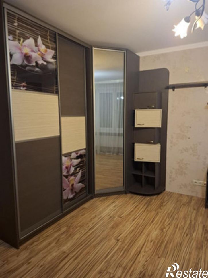 2-комн квартира Бабушкина улица, 4