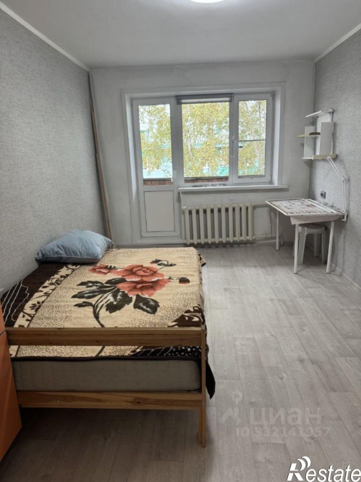 1-комн квартира 4-й микрорайон, 3