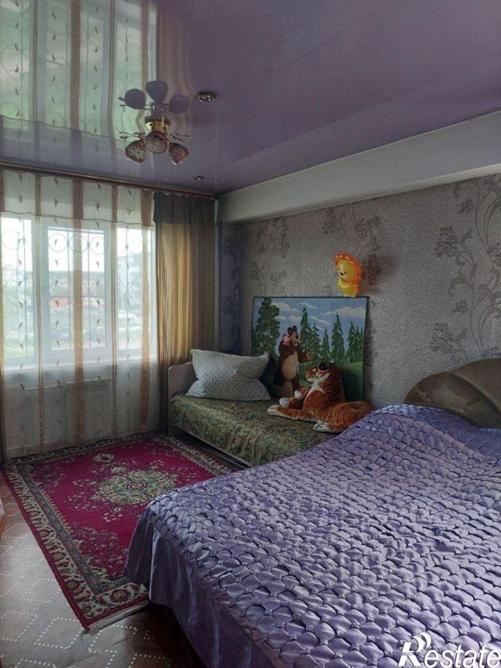3-комн квартира ул Красношахтерская, 25,  д. 25