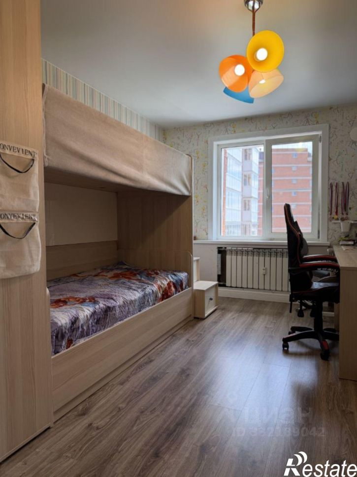 3-комн квартира ул Приморская, 25,  д. 25