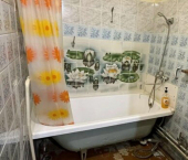 2-комн, 45кв м, этаж 3/5 ул Розы Люксембург, 251