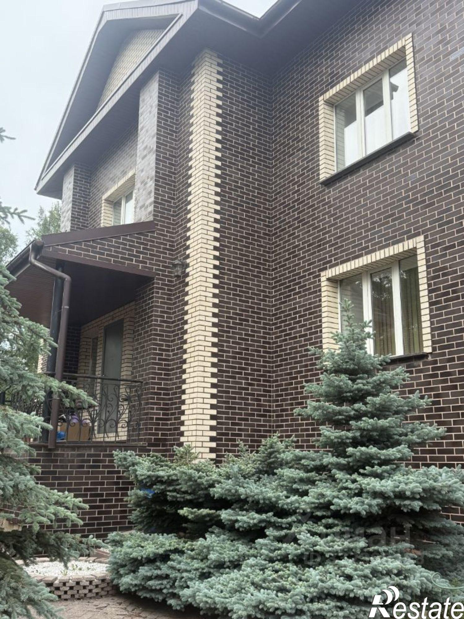Купить дачу, дом, коттедж за 38 000 000 рублей на ул Угарова, 1