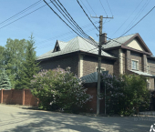 коттедж 560 кв м ул Угарова, 1