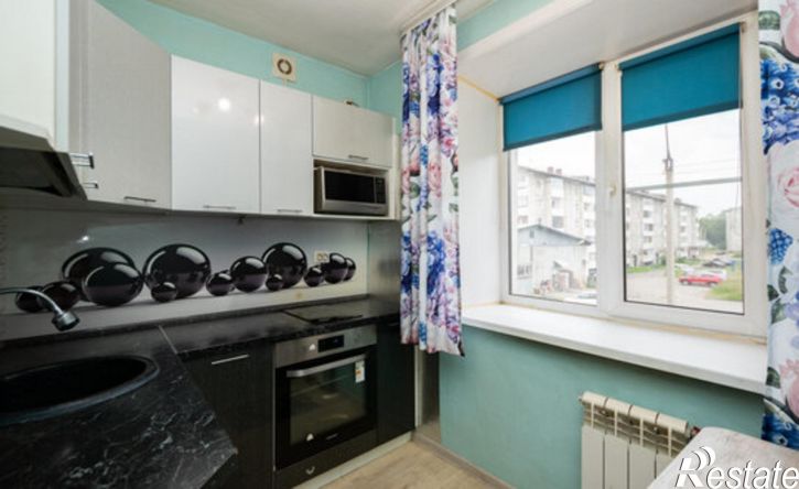 3-комн квартира Шелехов, микрорайон Привокзальный, 2