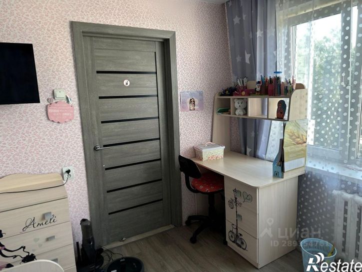 4-комн квартира пр-кт Дружбы Народов, 10,  д. 10