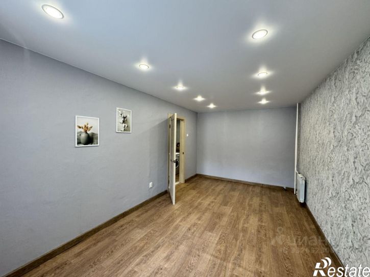 2-комн квартира 1-й микрорайон, 33