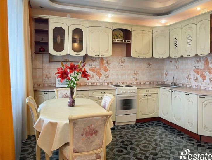 2-комн квартира ул Еловая, 6,  д. 6