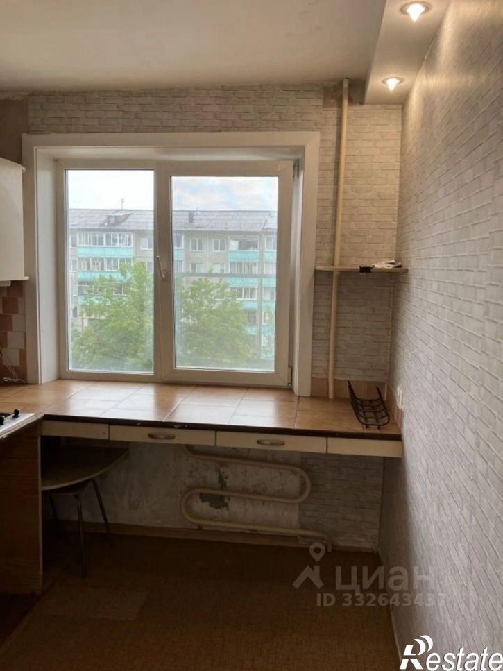 2-комн квартира 4-й микрорайон, 64