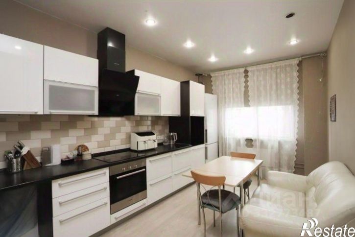 3-комн квартира ул Медовая, 8,  д. 8