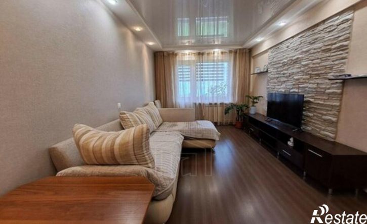 3-комн квартира 4-й микрорайон, 62