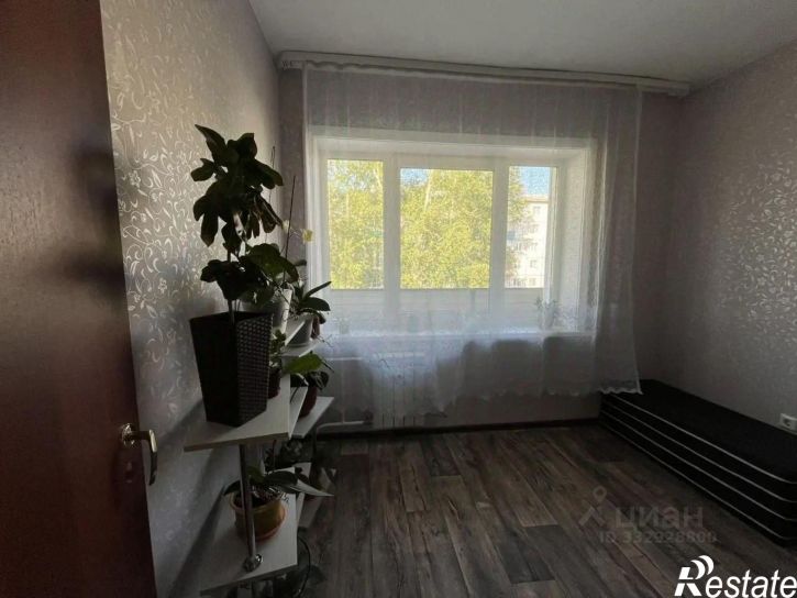 3-комн квартира Зима, микрорайон Ангарский