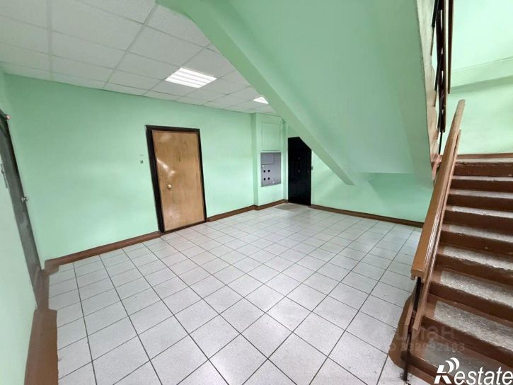 1-комн квартира пр-кт Строителей и монтажников, 6,  д. 6