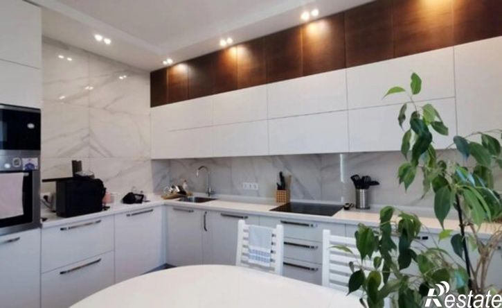 3-комн квартира Иркутск, улица Седова, 65А/2