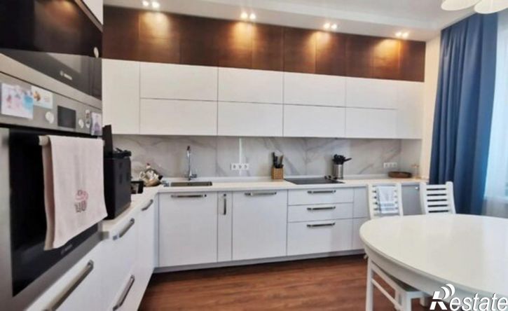 3-комн квартира Иркутск, улица Седова, 65А/2