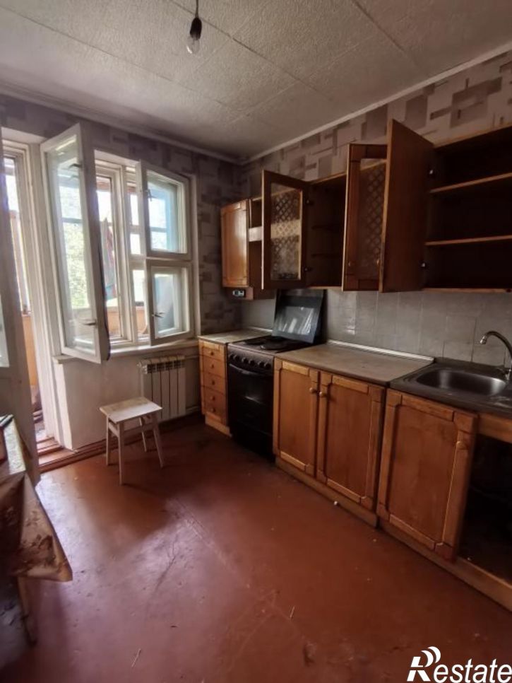 3-комн квартира Георгия Димитрова, 16