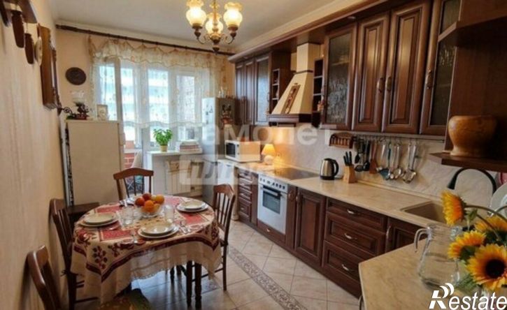3-комн квартира Иркутск, Сибирская улица, 21А/1