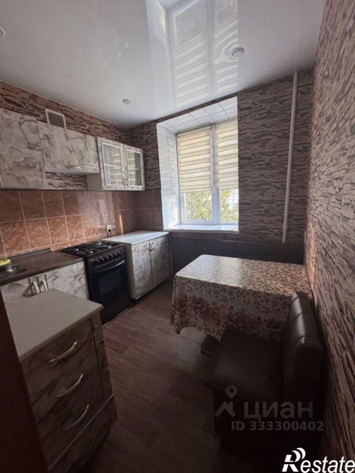 2-комн квартира Декабрьских Событий, 103
