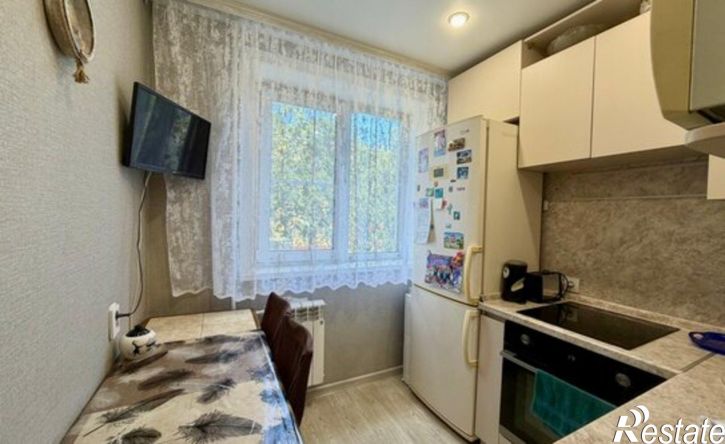 4-комн квартира Иркутск, улица Жукова, 2