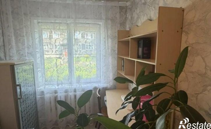 3-комн квартира Слюдянский район, Байкальское муниципальное образование, Байкальск, микро
