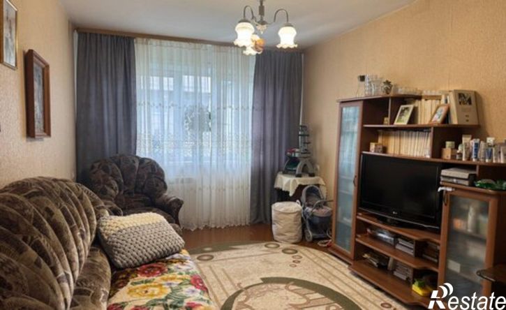 2-комн квартира 4-й микрорайон, 28