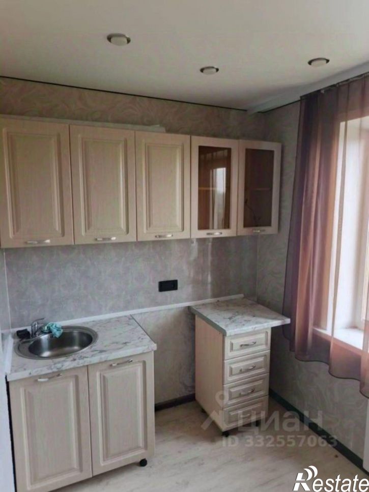 1-комн квартира пр-кт Дружбы Народов, 96,  д. 96