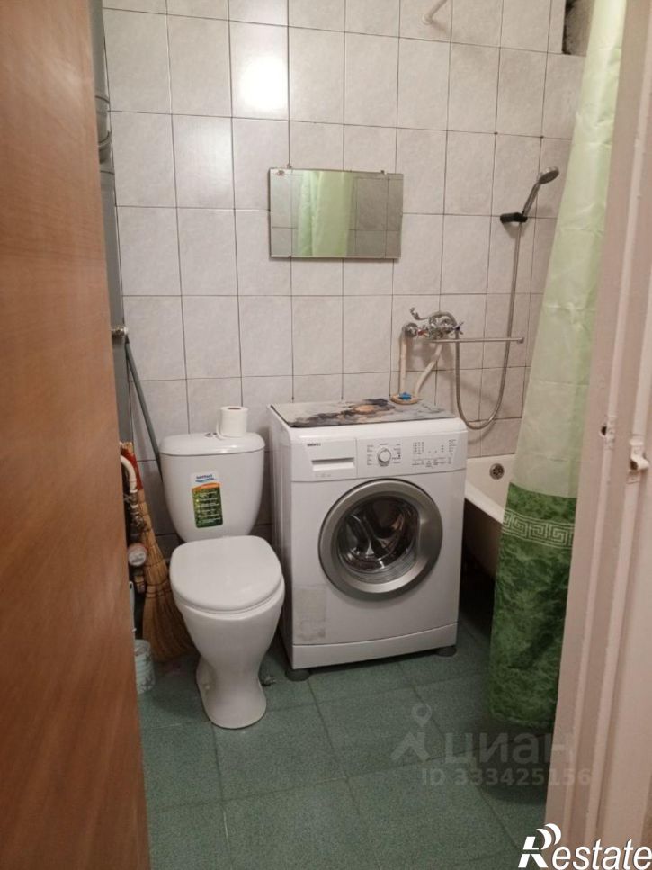 1-комн квартира пр-кт Дружбы Народов, 37,  д. 37