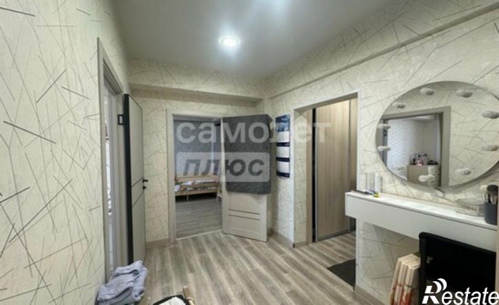 2-комн квартира 10-й квартал, 4