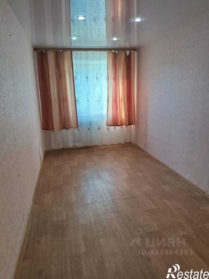 2-комн квартира 4-й микрорайон, 33