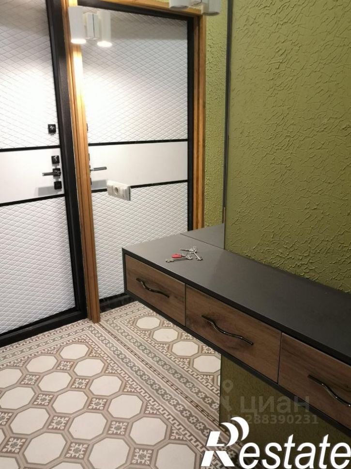 1-комн квартира Центральная улица, 12,  д. 12