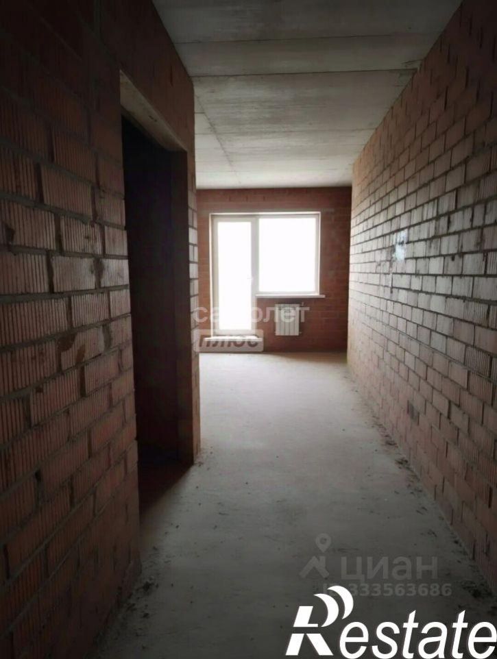 1-комн квартира 7-я улица, 242,  д. 242