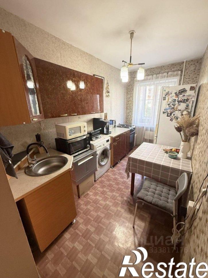 2-комн квартира 11-й кв-л, д.6