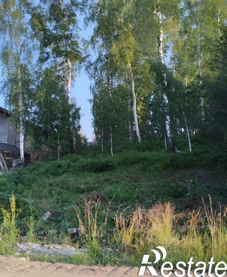Земельный участок улица Оптимистов, 24,  д. 24