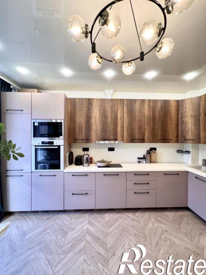 3-комн квартира Иркутск, Австрийский квартал, 9