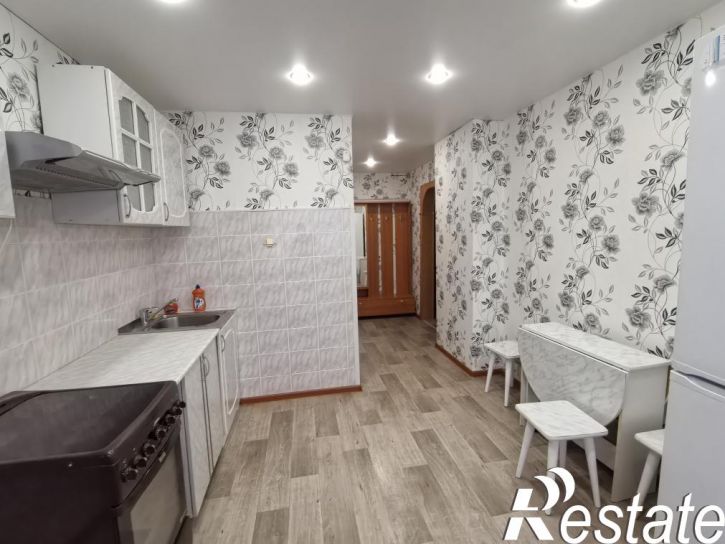 2-комн квартира Дружбы Народов пр-кт, 72