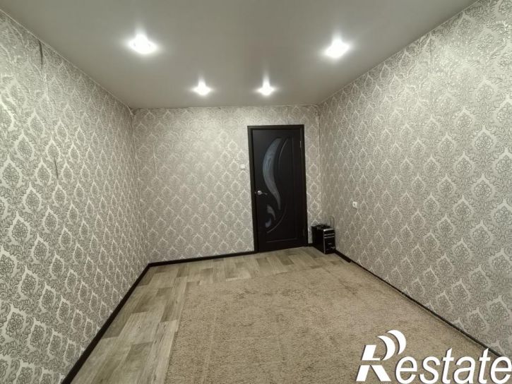 3-комн квартира Дружбы Народов пр-кт, 68