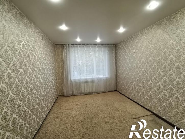 3-комн квартира Дружбы Народов пр-кт, 68