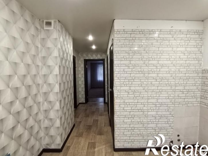3-комн квартира Дружбы Народов пр-кт, 68