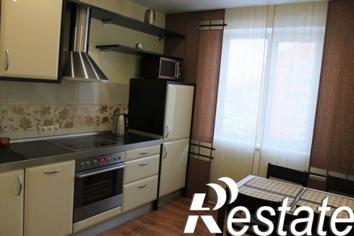 1-комн квартира Кирова улица, 2